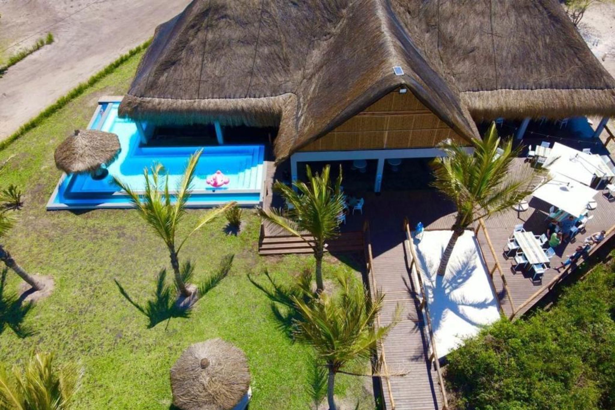 Beach resort for sale in Bilene, Mozambique - 3MQ1638185