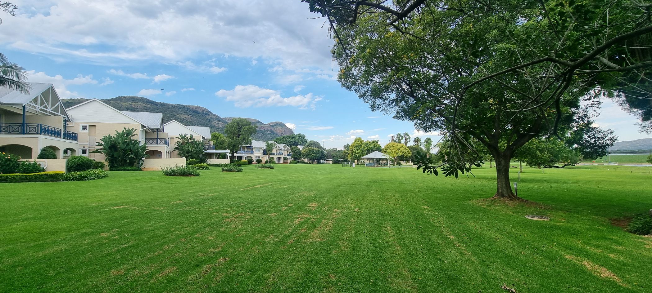 Apartment for sale in Caribbean Beach - 1HR1638205