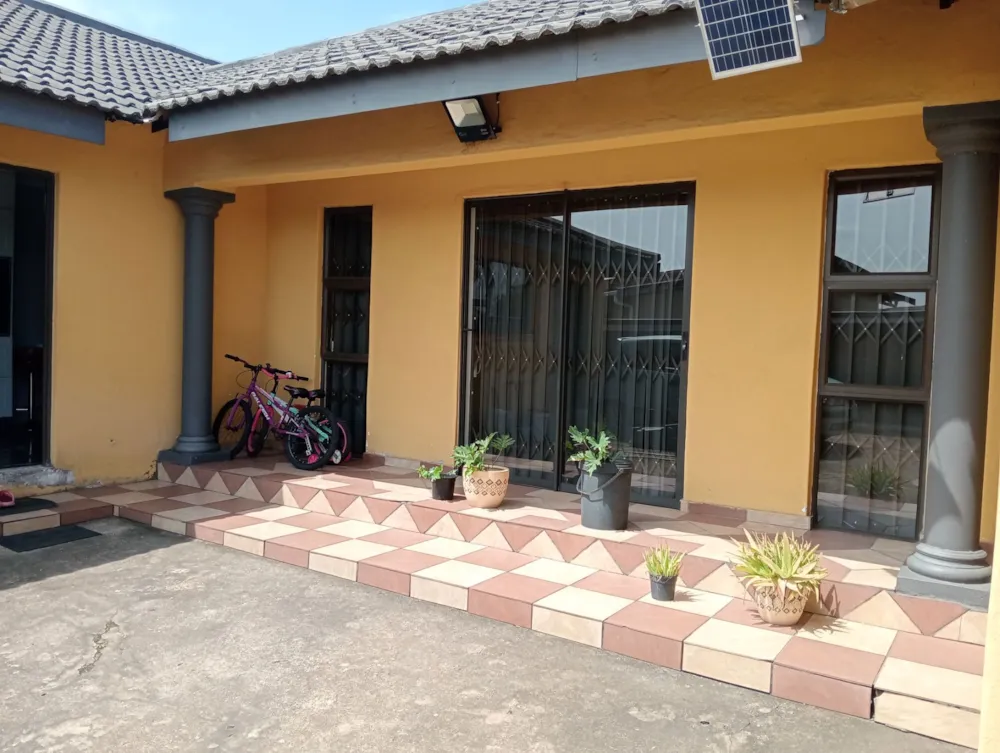 House for sale in Esikhawini - 1RY1641903 House for sale in Esikhawini - 1RY1641903