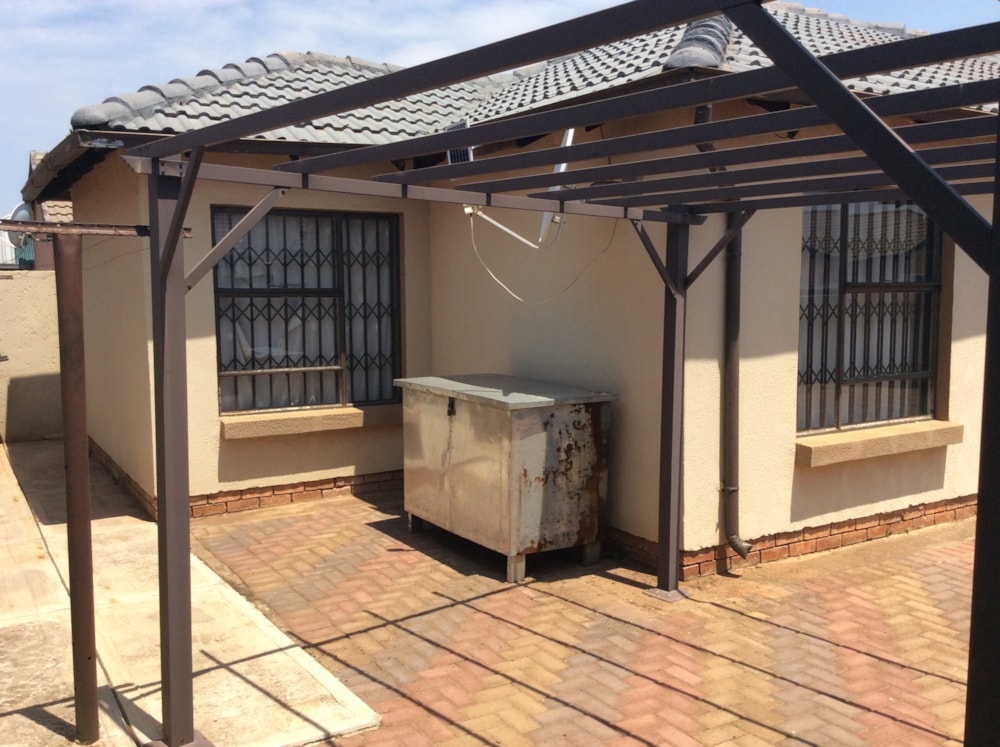 House sold in Protea Glen - RDT1638440 House sold in Protea Glen - RDT1638440