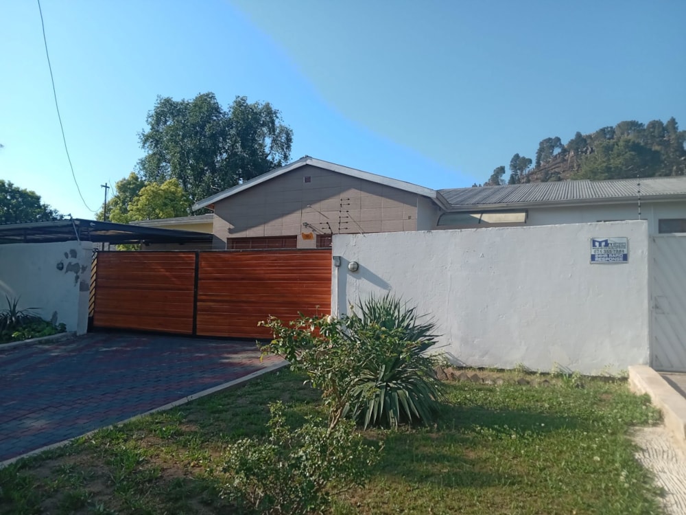 House for sale in Queenstown - 1MH1638457