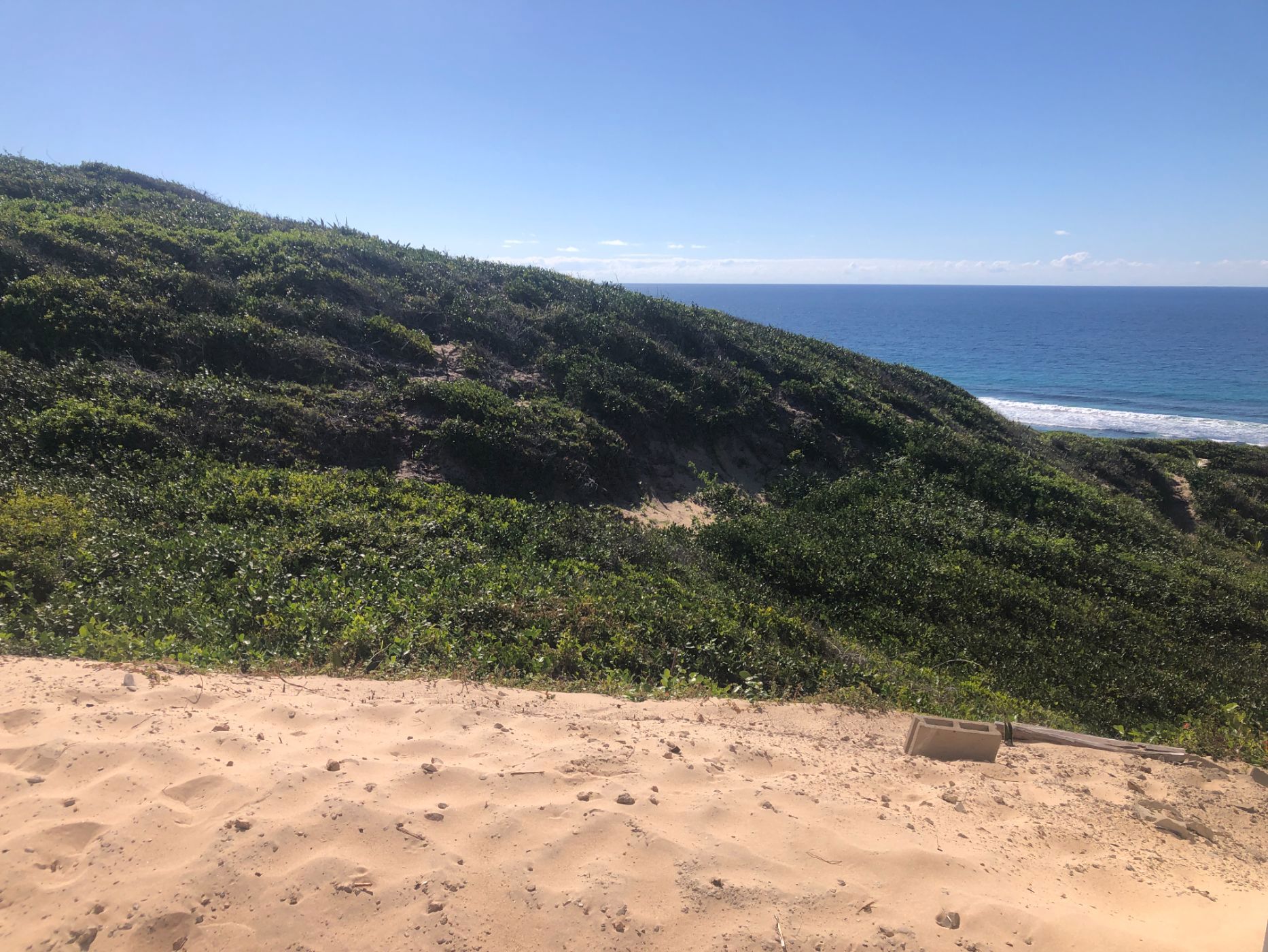 Vacant land for investment in Praia do Tofo, Mozambique - 3MQ1639045