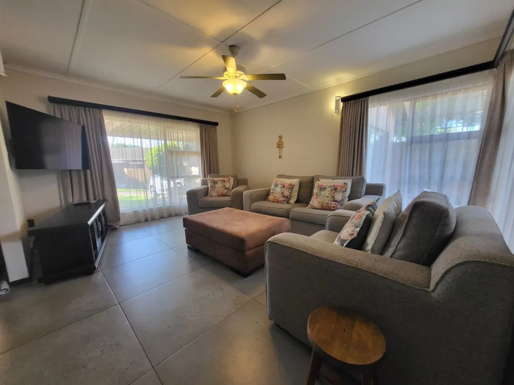 Townhouse to rent in Veldenvlei - 1RY1755724