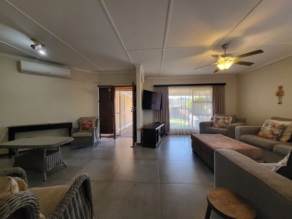 Townhouse to rent in Veldenvlei - 1RY1725030