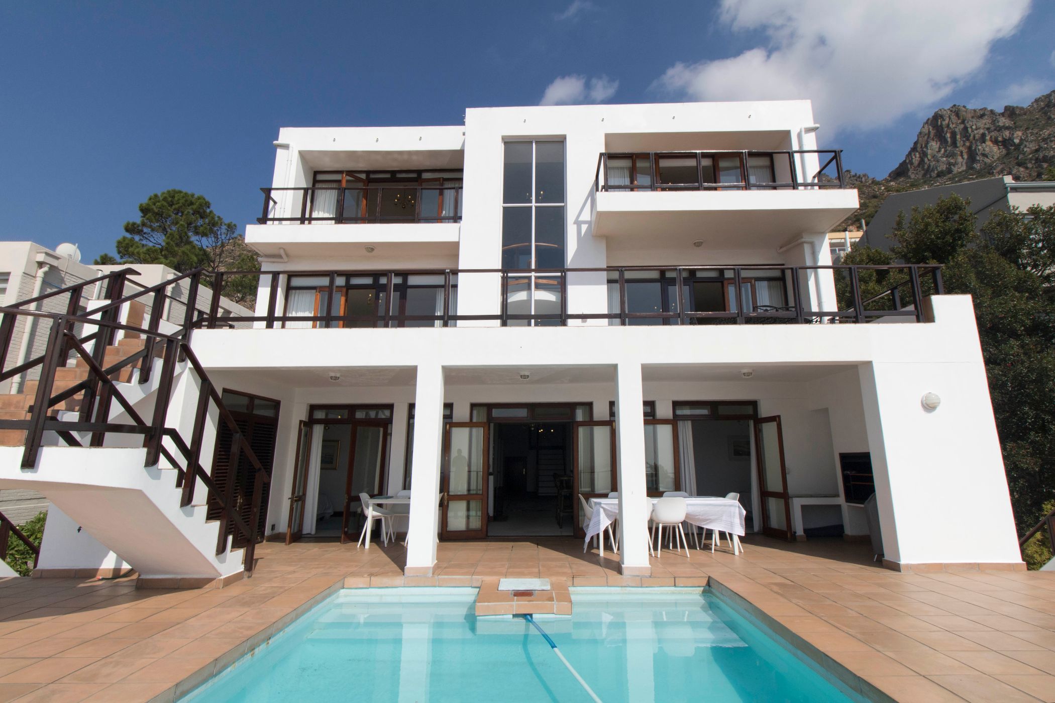 House for sale in Mountainside - SW1638696