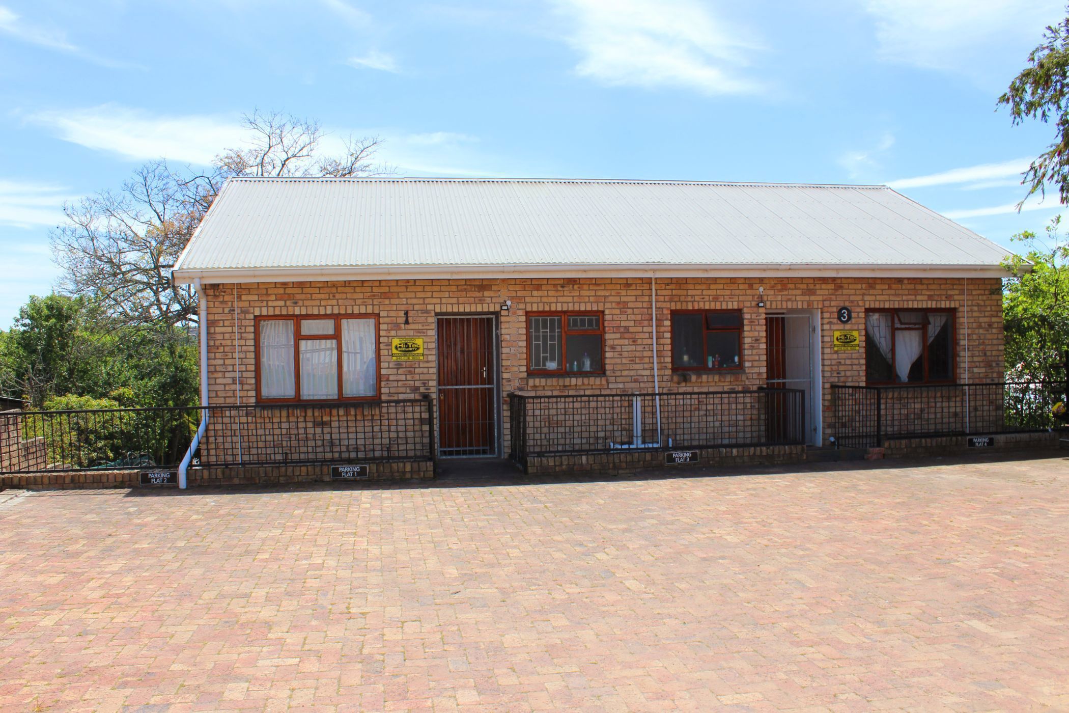 Apartment to rent in Grahamstown Central (Makhanda Central) - 1GC1750219