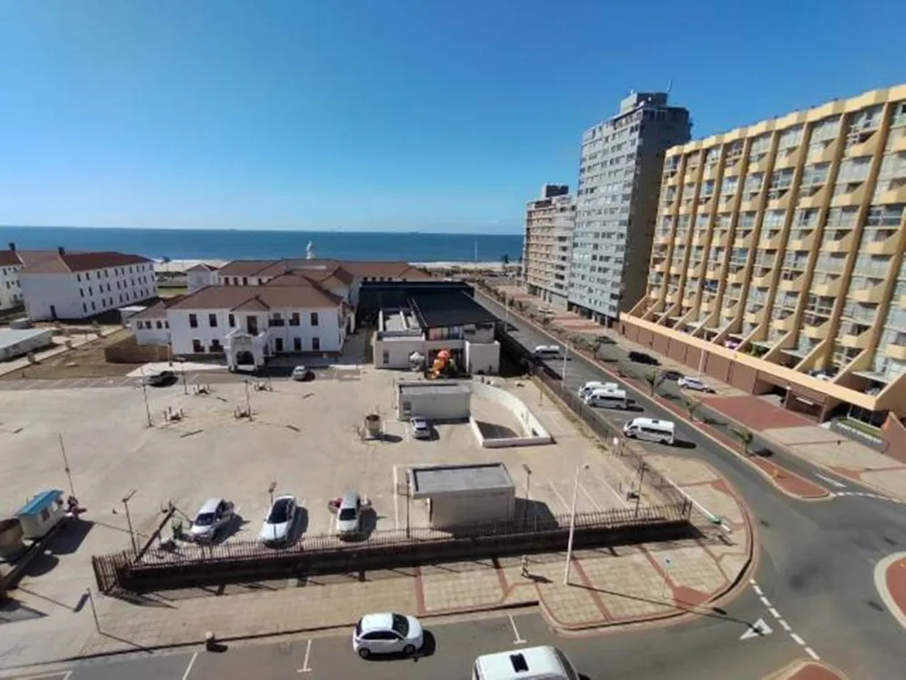Apartment for sale in South Beach Durban - 1DA1635644 Apartment for sale in South Beach Durban - 1DA1635644