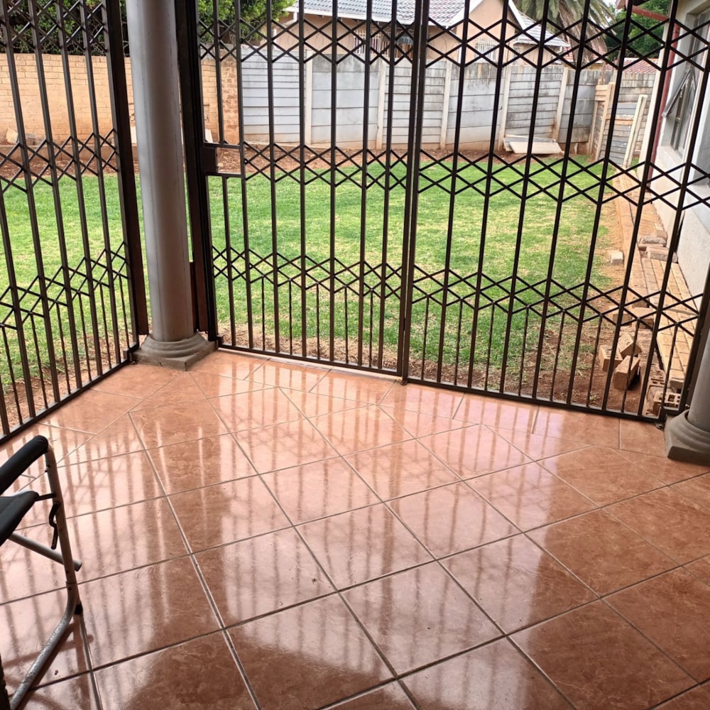 House to rent in Sherwood Gardens - 1BJ1720819