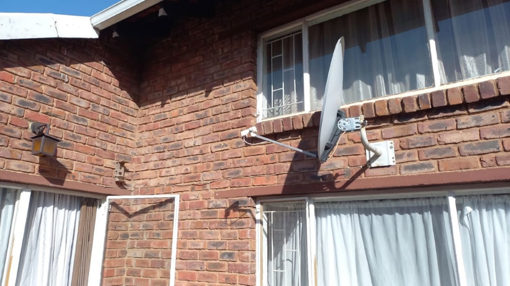 Townhouse sold in Petersfield - 1SP1636531