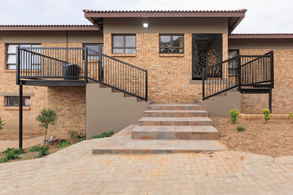 Townhouse for sale in Aviary Hill - 1NW1635279