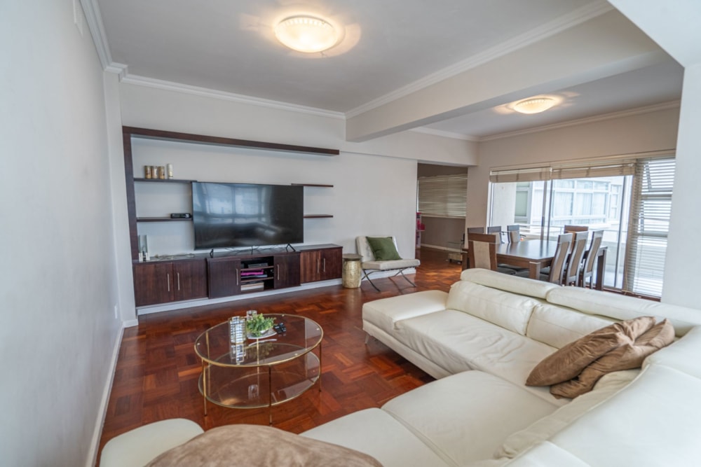 Apartment sold in Sea Point - AS1700764