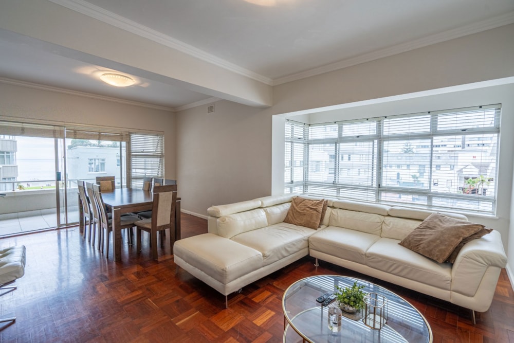 Apartment sold in Sea Point - AS1700764