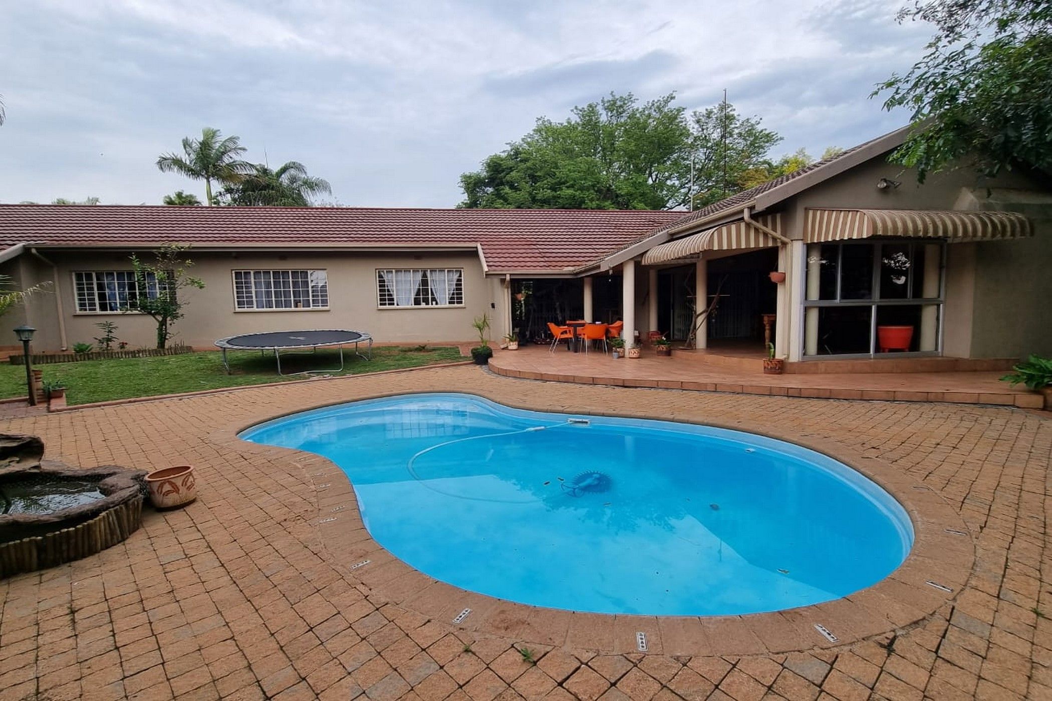 House for sale in White River - 1WR1643405