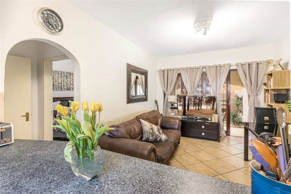 Apartment sold in Lonehill - FW1637731 Apartment sold in Lonehill - FW1637731