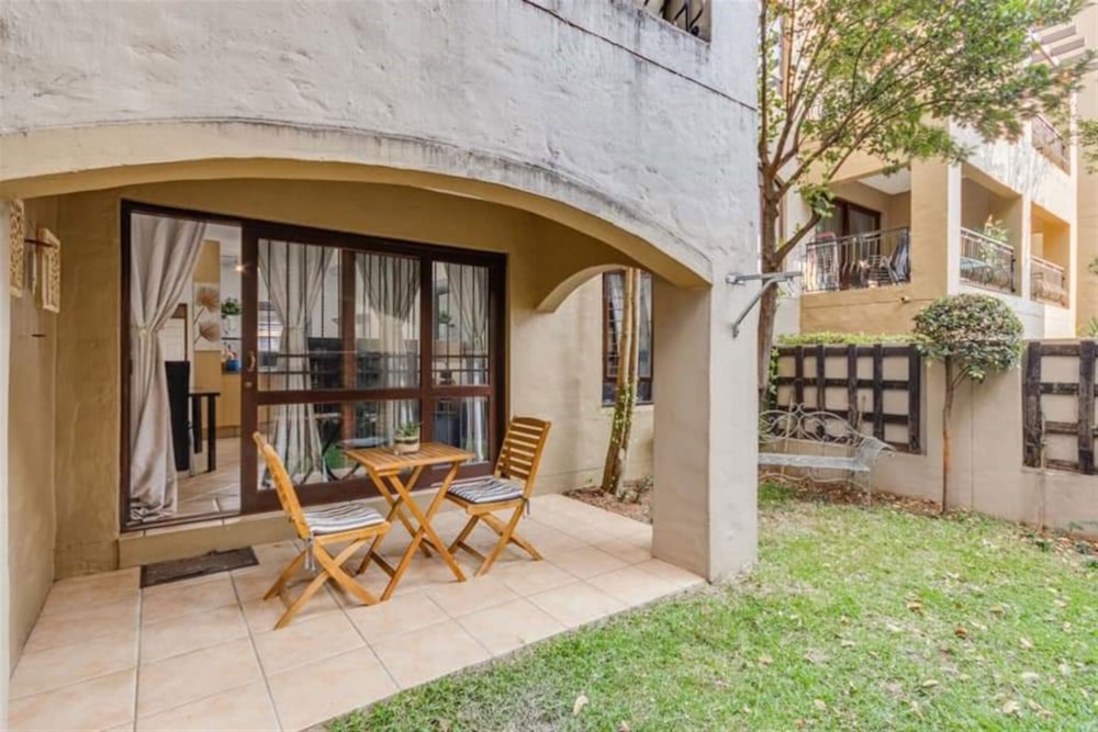 Apartment sold in Lonehill - FW1637731 Apartment sold in Lonehill - FW1637731