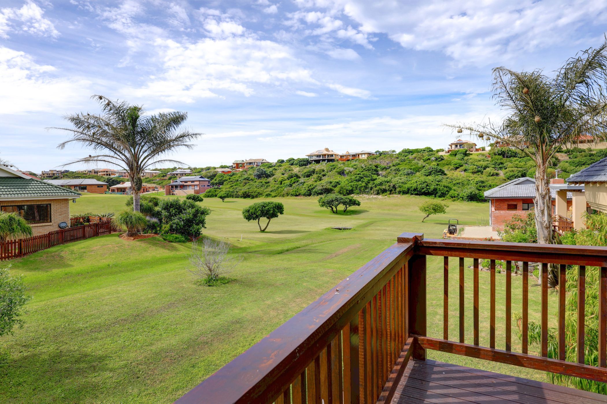 Golf estate house for sale in Dolphin Creek - 1MB1720742