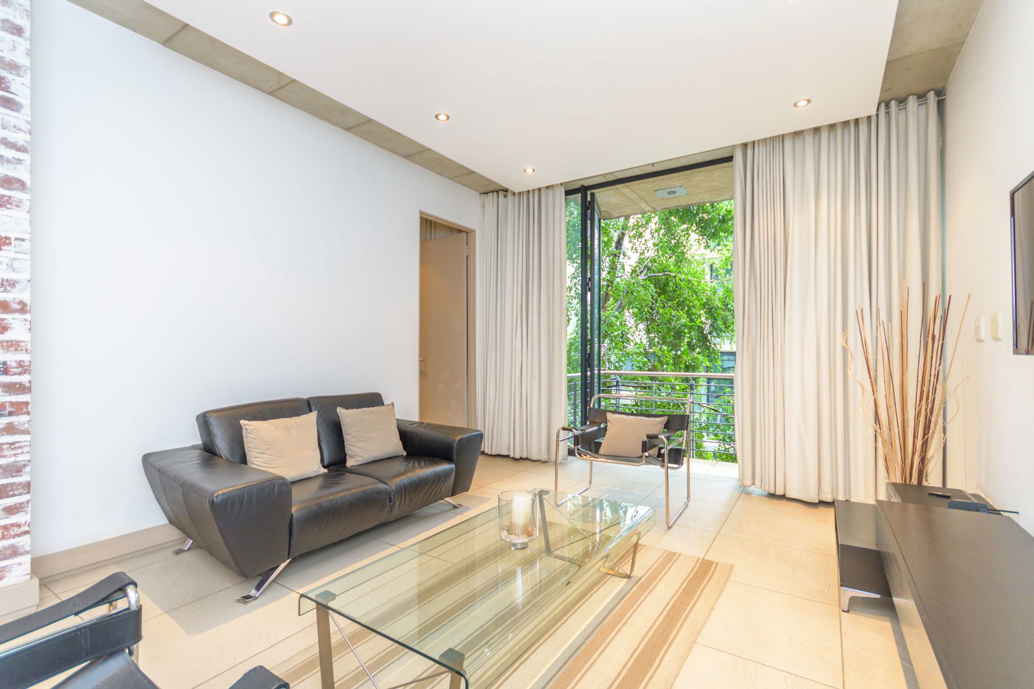 Apartment for sale in Melrose Arch - HP1528797