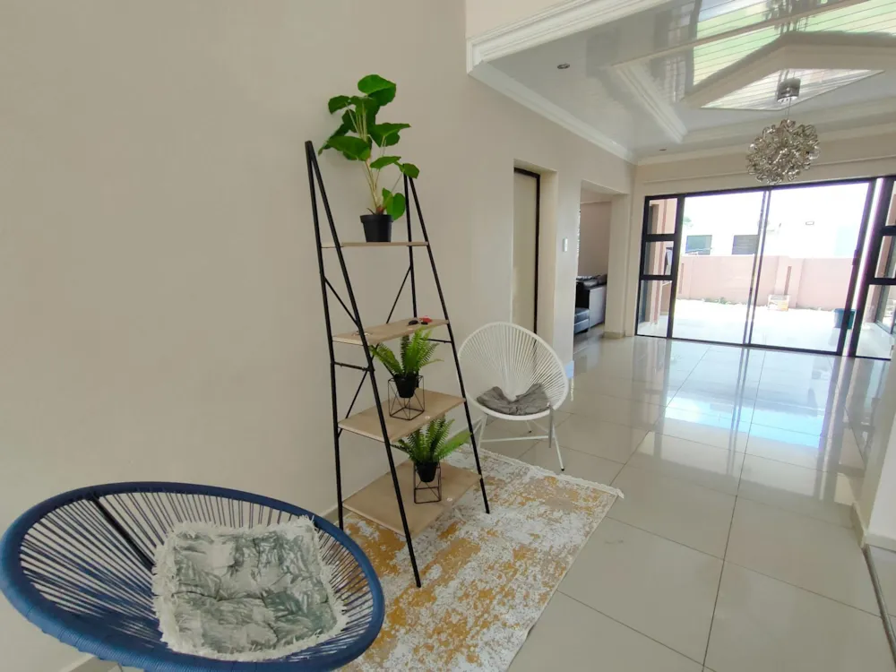 House let in Bendor Park - 1PS1720335