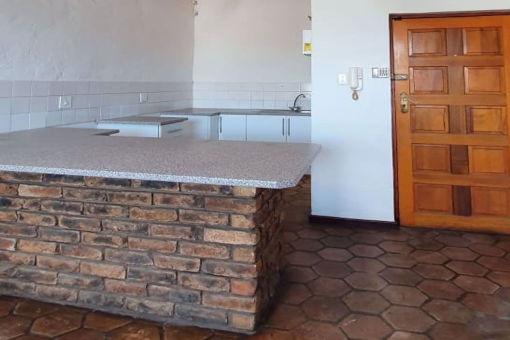 Apartment to rent in Grahamstown Central (Makhanda Central)  - 1GC1742092