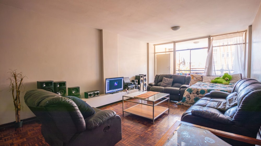 Apartment sold in Muckleneuk - PT1635415 Apartment sold in Muckleneuk - PT1635415