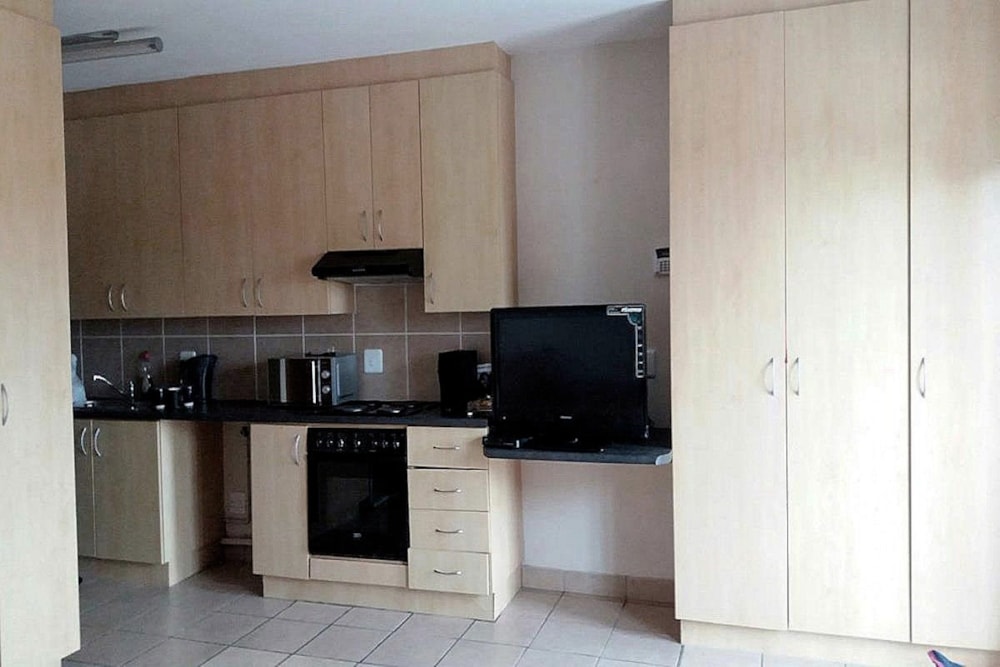 Bachelor apartment let in Newton Park - 1PLZ1708214 Bachelor apartment let in Newton Park - 1PLZ1708214