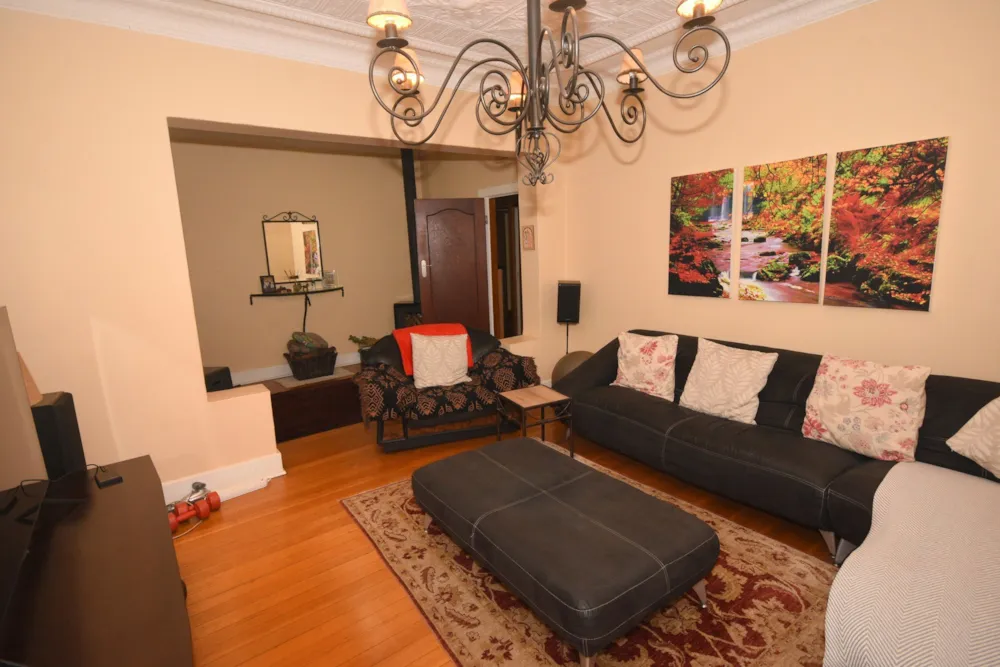 House sold in Primrose Hill - BED1640286