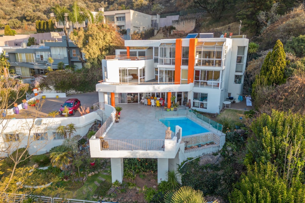 Multi-storey house sold in Linksfield - BED1691625 Multi-storey house sold in Linksfield - BED1691625