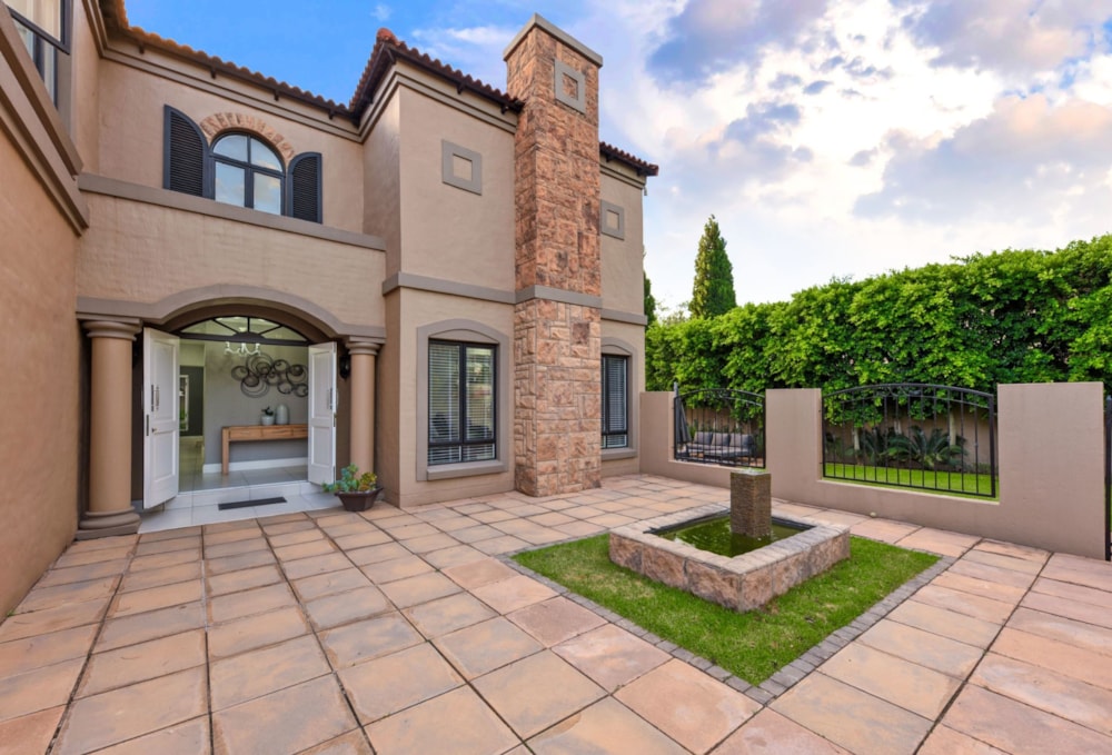 Security estate home for sale in Beverley - FW1715513