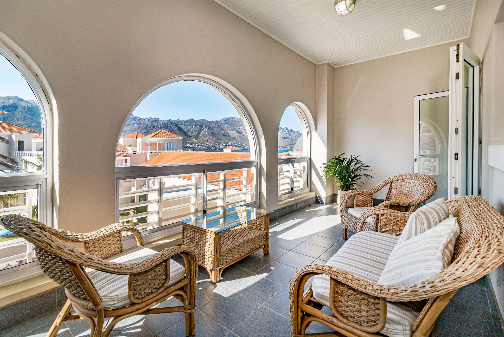 Apartment for sale in Harbour Island - SW1719697