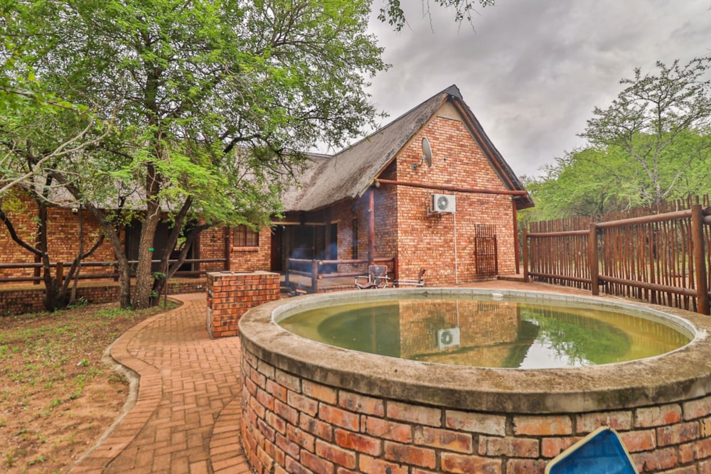 House for sale in Marloth Park - 1NK1639656