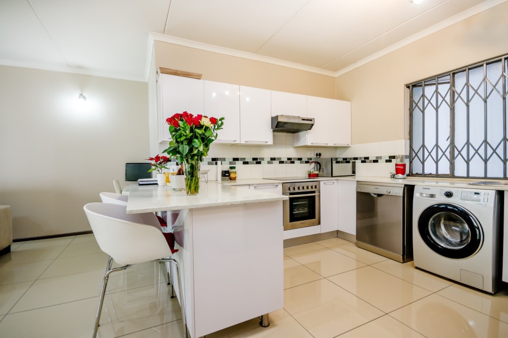 Apartment for sale in Douglasdale - FW1693377 Apartment for sale in Douglasdale - FW1693377