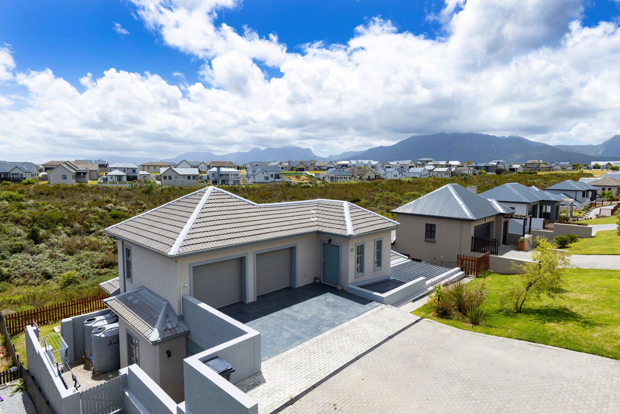 House let in Blue Mountain - GEO1699205