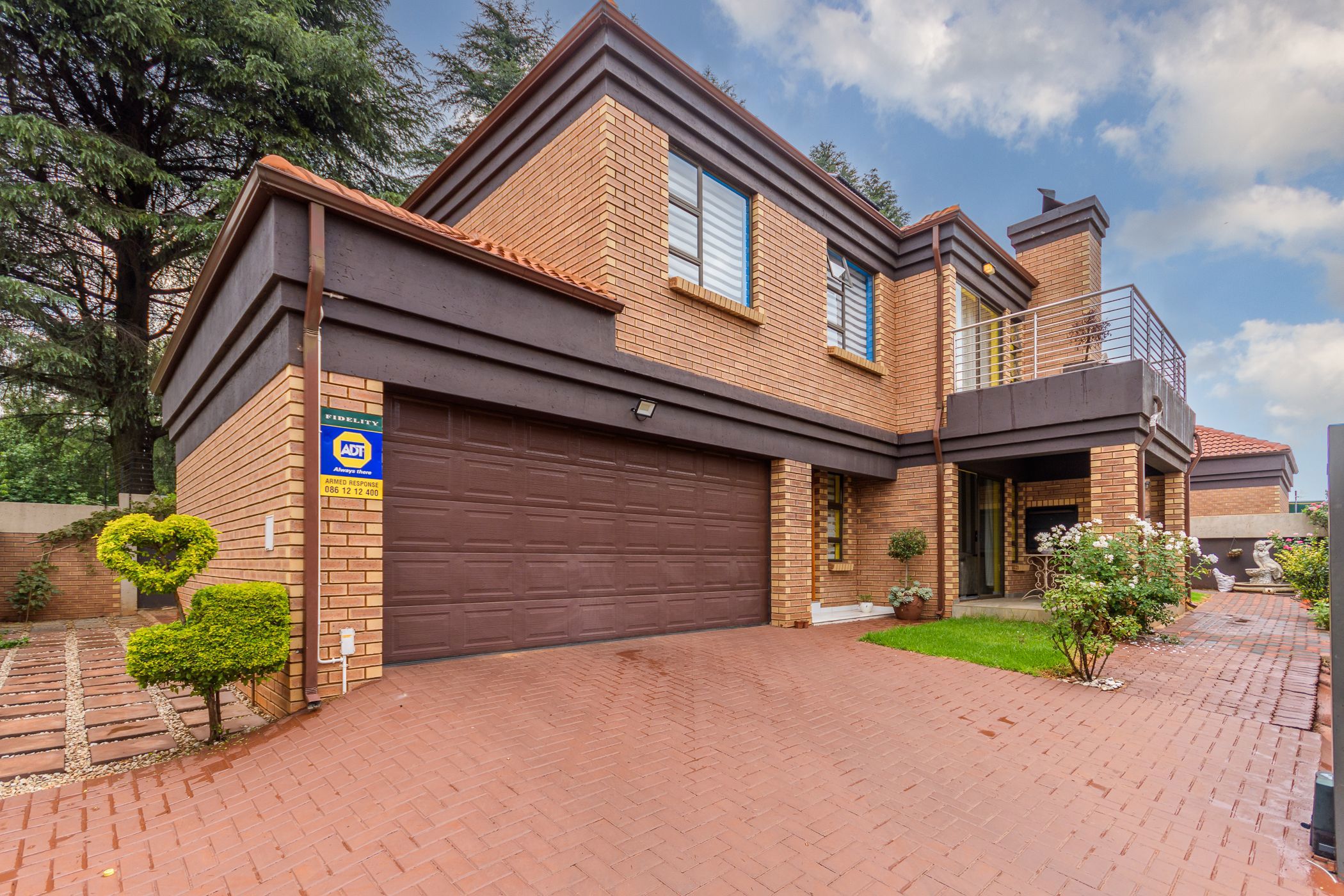 House for sale in Pomona - KTP1644558