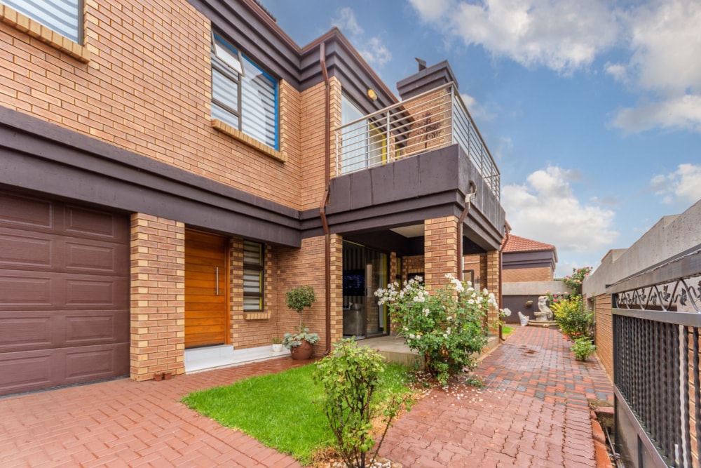 House for sale in Pomona - KTP1644558