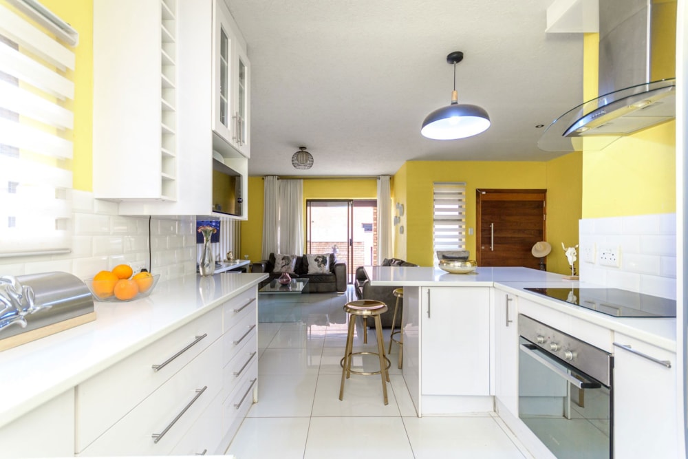 House for sale in Pomona - KTP1644558