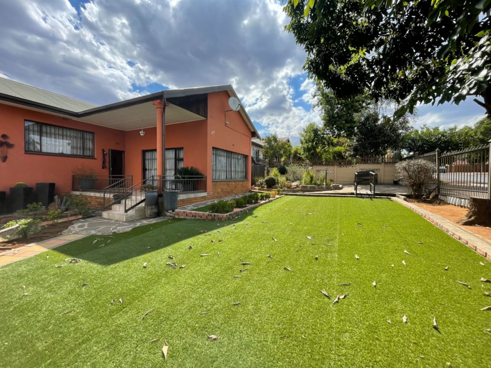 House for sale in Generaal de Wet - 1BX1639479