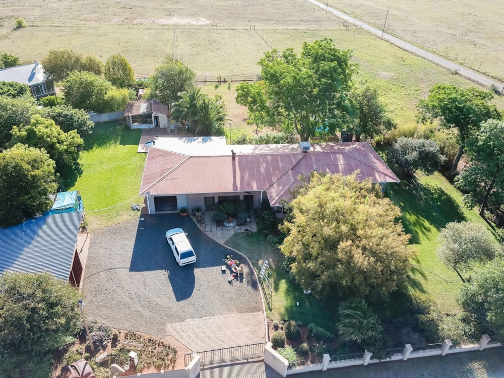 Smallholding for sale in Quaggafontein - 1BX1647705