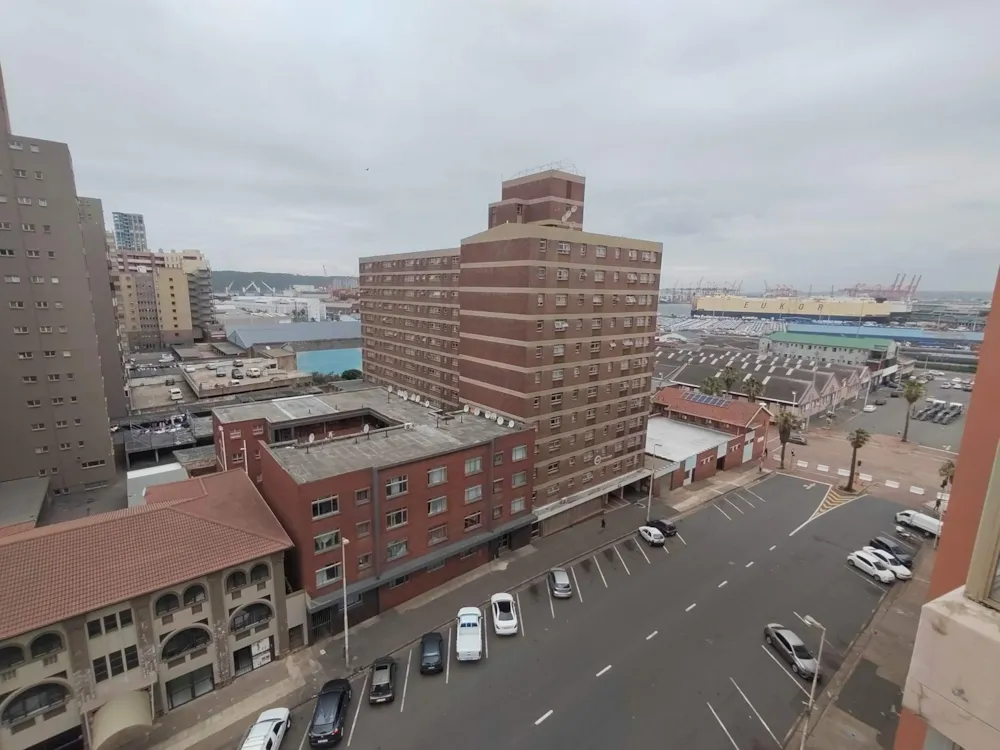 Apartment for sale in South Beach Durban - 1DA1640924 Apartment for sale in South Beach Durban - 1DA1640924
