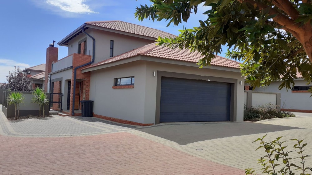 Townhouse let in Langenhovenpark - 1BX1680189 Townhouse let in Langenhovenpark - 1BX1680189