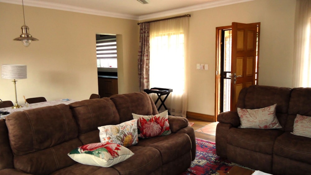 House for sale in Sherwood Gardens - 1BJ1639851