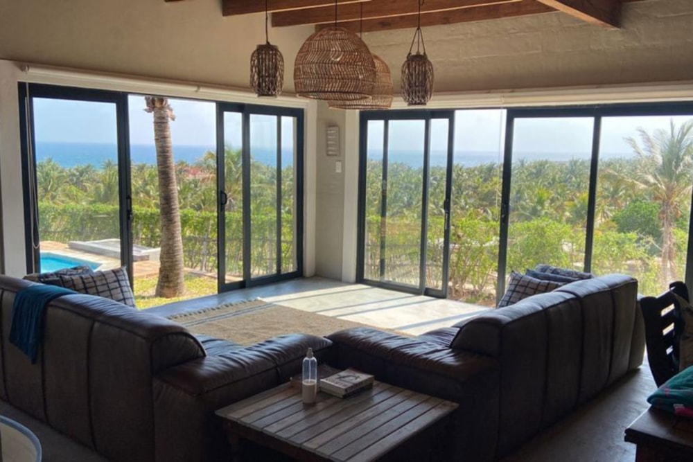 Beachfront villa for sale in Praia da Barra, Mozambique - 3MQ1624099 Beachfront villa for sale in Praia da Barra, Mozambique - 3MQ1624099