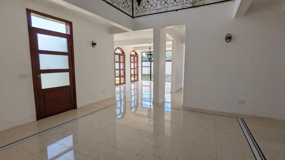 Double-storey house for sale in Woodlands, Zambia - 3ZA1639050