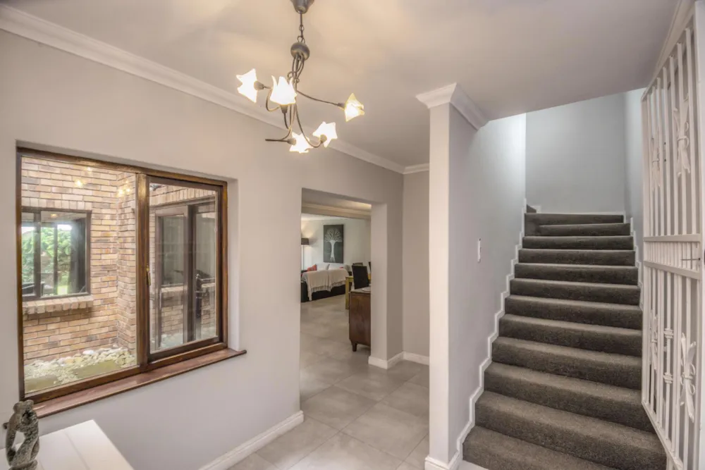 Townhouse to rent in Walmer - 1PLZ1730200