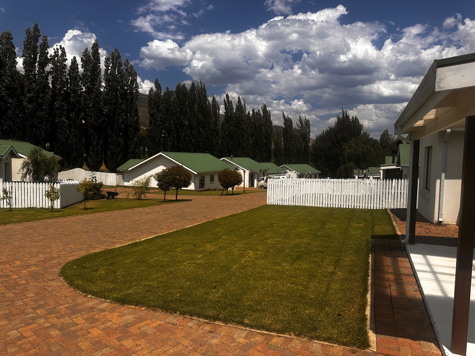 Townhouse sold in Clarens - 1CS1672334