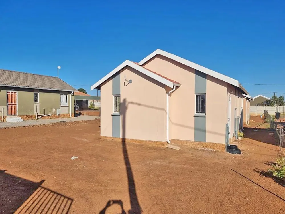 House for sale in Savanna City - 1VT1639362