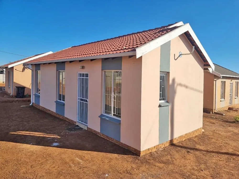 House for sale in Savanna City - 1VT1639362