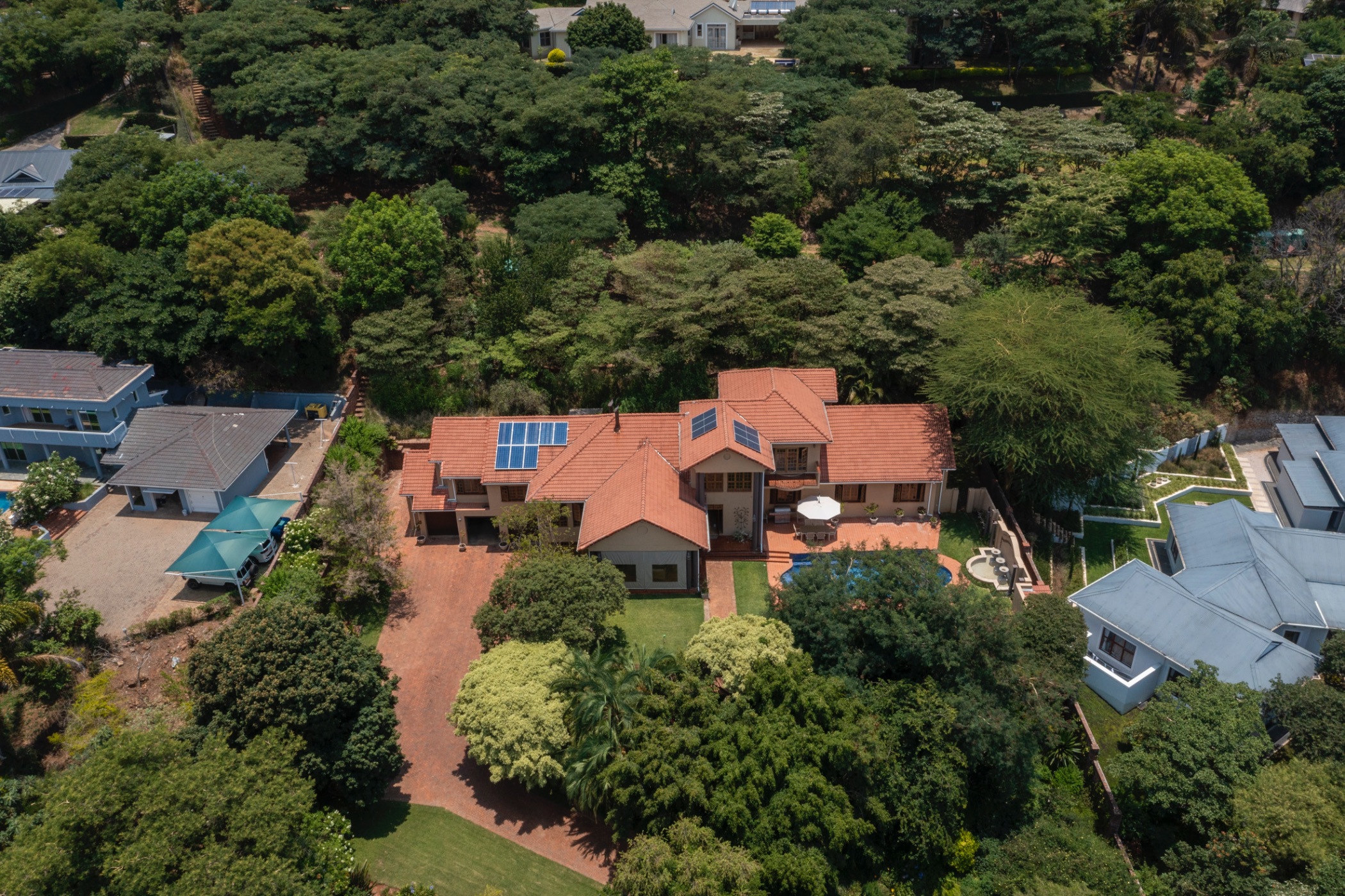 House for sale in Borrowdale Brooke, Zimbabwe - 3ZB1639470