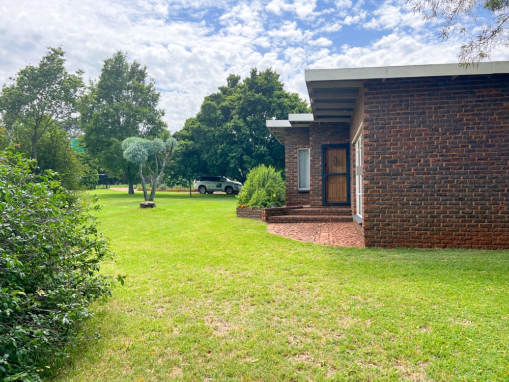 House for sale in Tiegerpoort AH - PT1639494