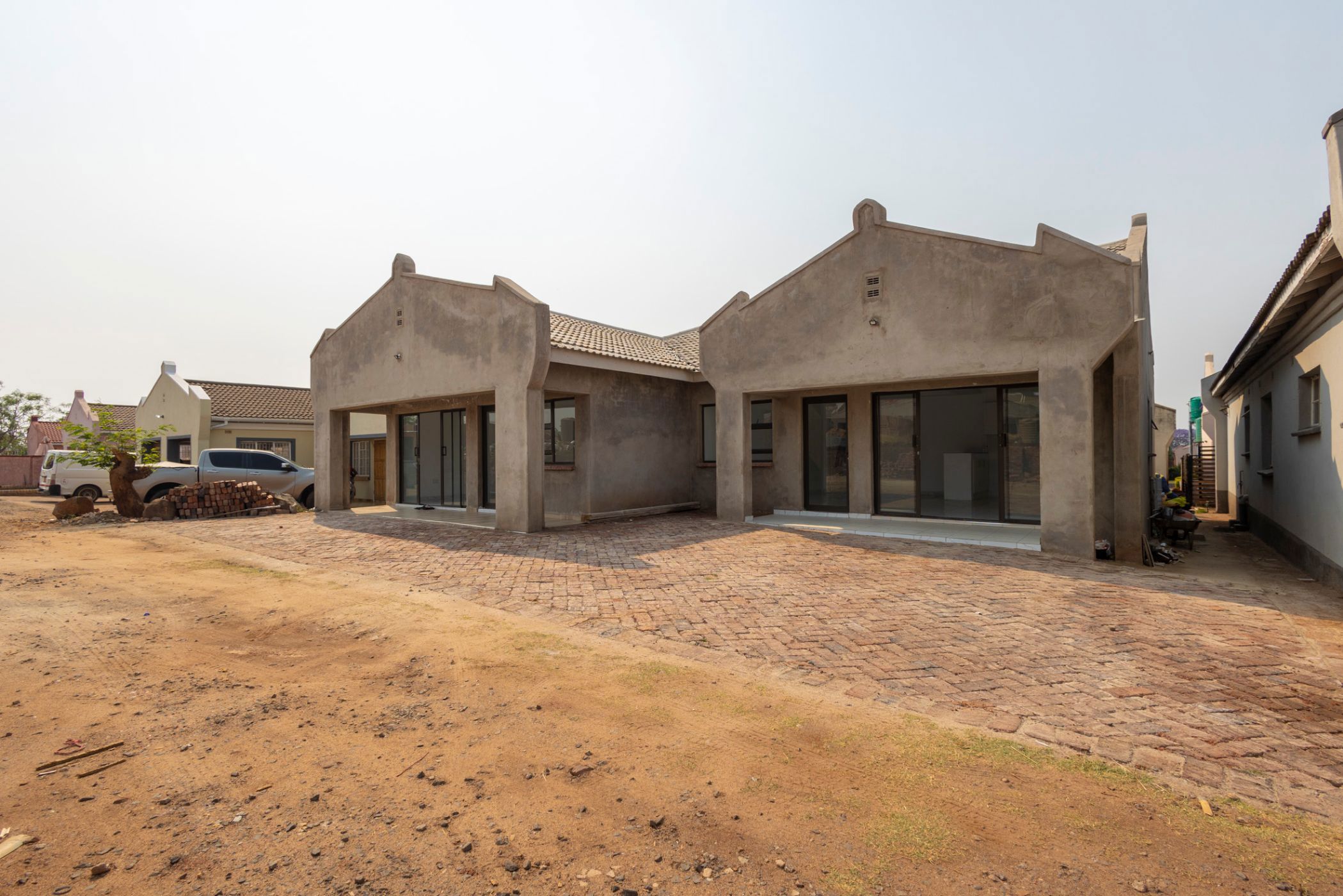 Single-storey cluster for sale in Bluffhill, Zimbabwe - 3ZB1639566