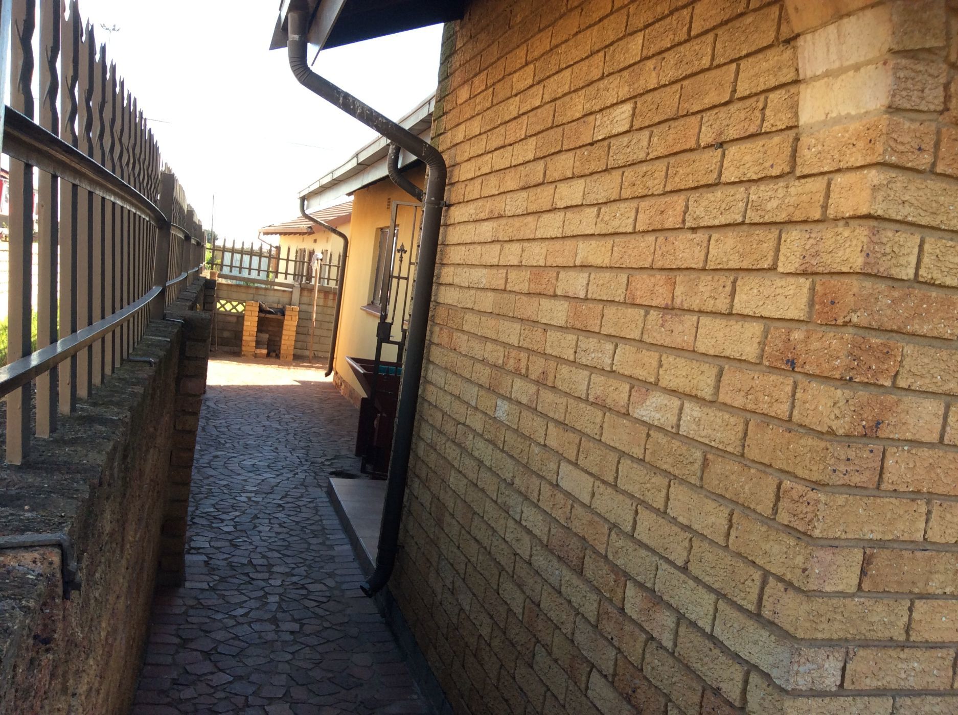 House for sale in Kwa Thema - 1SP1639712